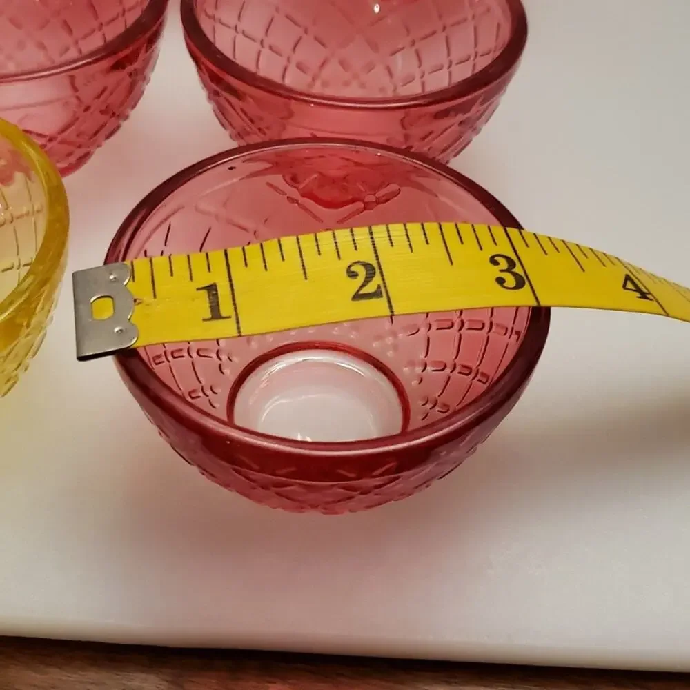Lot of 6 decorative small bowls 3 oz red‎ and yellow